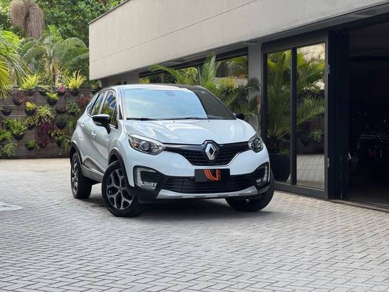 RENAULT CAPTUR 1.6 16V SCE FLEX INTENSE X-TRONIC RENAULT CAPTUR 1.6 16V SCE FLEX INTENSE X-TRONIC